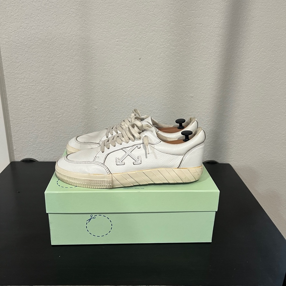 Off-White Cream Sneakers